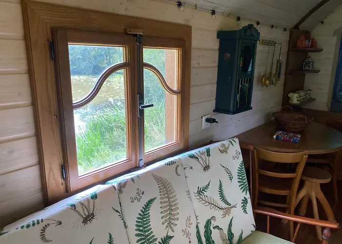 Roulotte Enchantée Dans Le Parc D'un Château Vendéen Casa vacanze