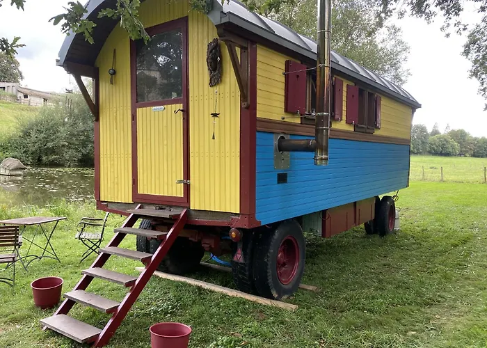 Casa vacanze Roulotte Enchantée Dans Le Parc D'un Château Vendéen